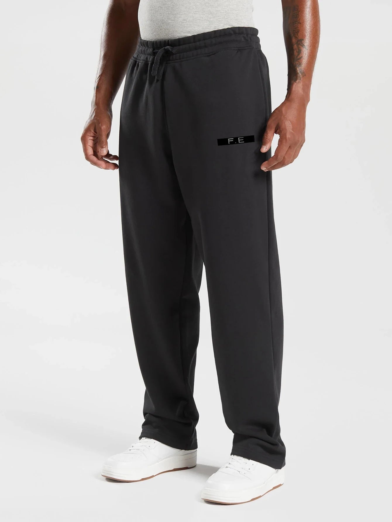Men's Essential Straight Leg Joggers - Black