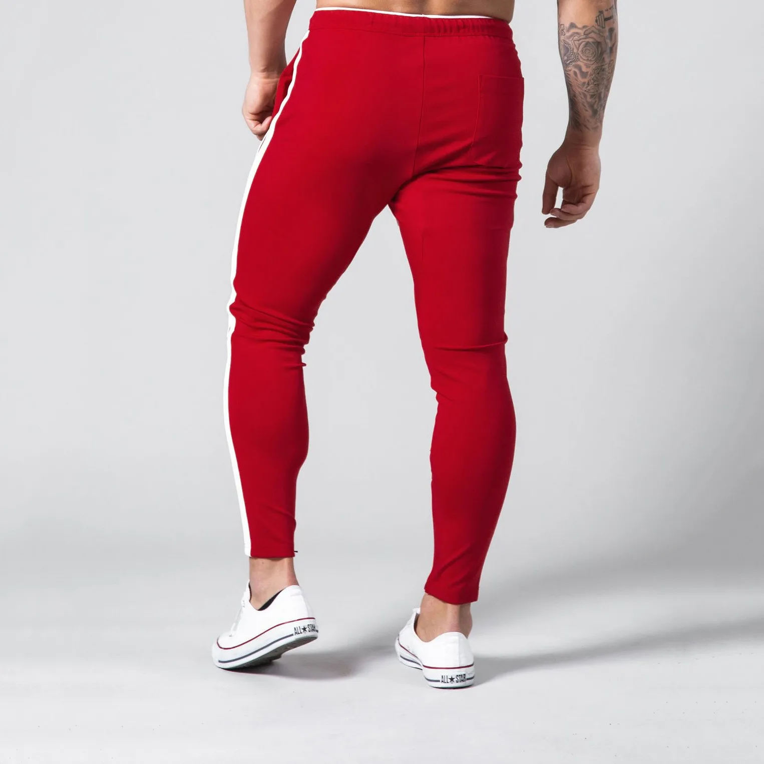 Men's Signature Joggers V5 - Red